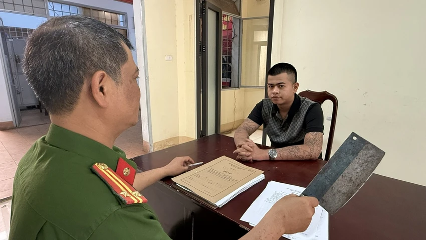 chém bạn nhậu.jpg