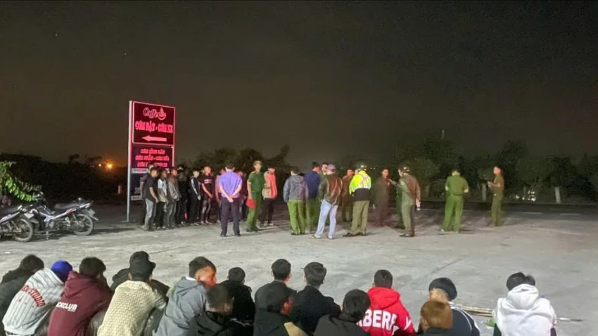 khởi tố.jpg