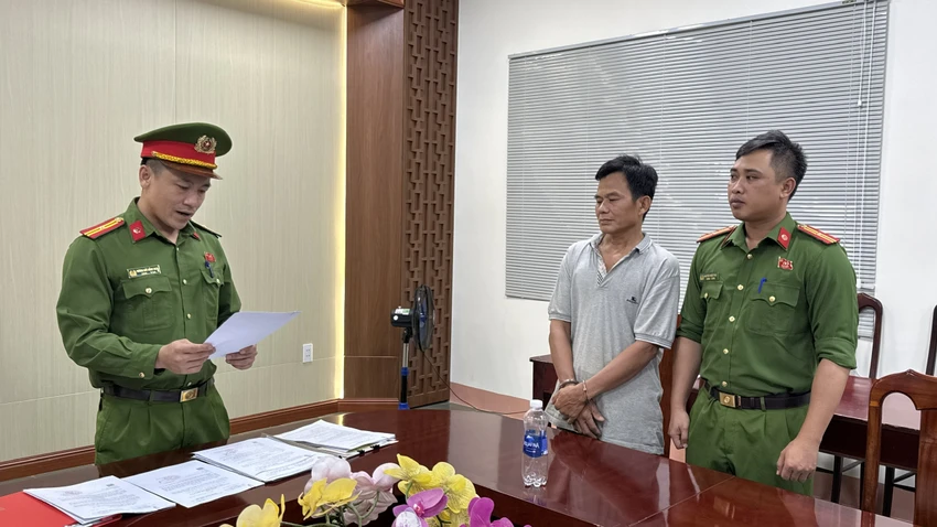 khởi tố.jpg