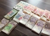 Người Việt bị phạt vì mang tiền vào Singapore không khai báo