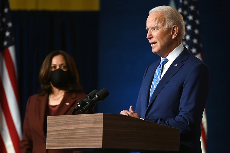 Khó khăn chồng chất đối với Tổng thống Trump ảnh 24