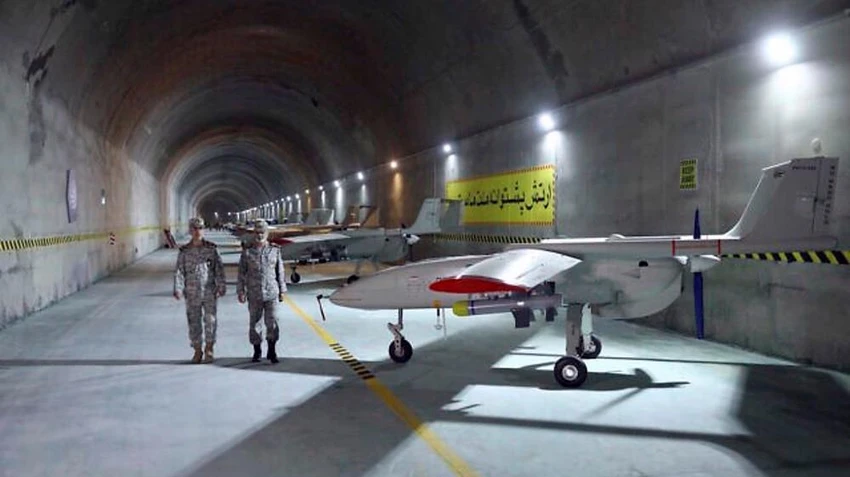 Đường hầm ngầm chứa máy bay không người lái ở Iran. Ảnh: PRESS TV Đường hầm ngầm chứa máy bay không người lái ở Iran. Ảnh: PRESS TV