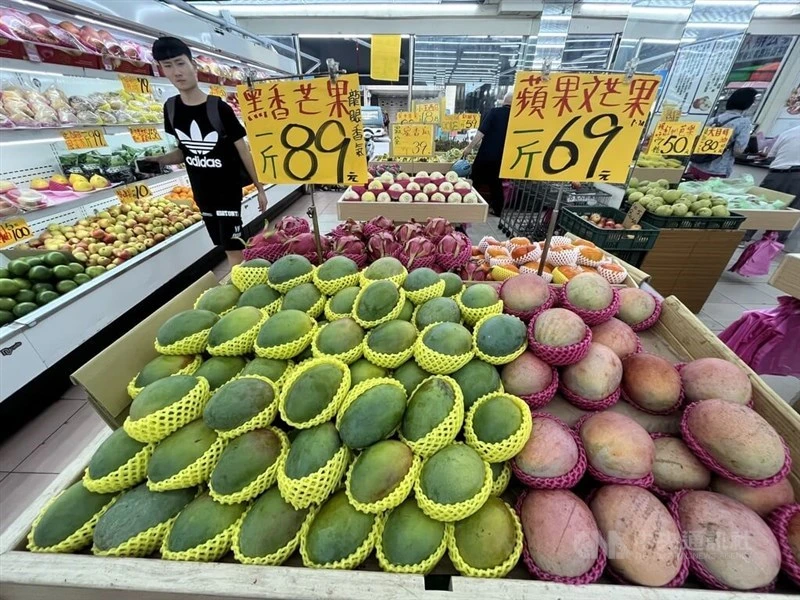Xoài được bày bán ở một cửa hàng tại Đài Bắc. Ảnh: FOCUS TAIWAN