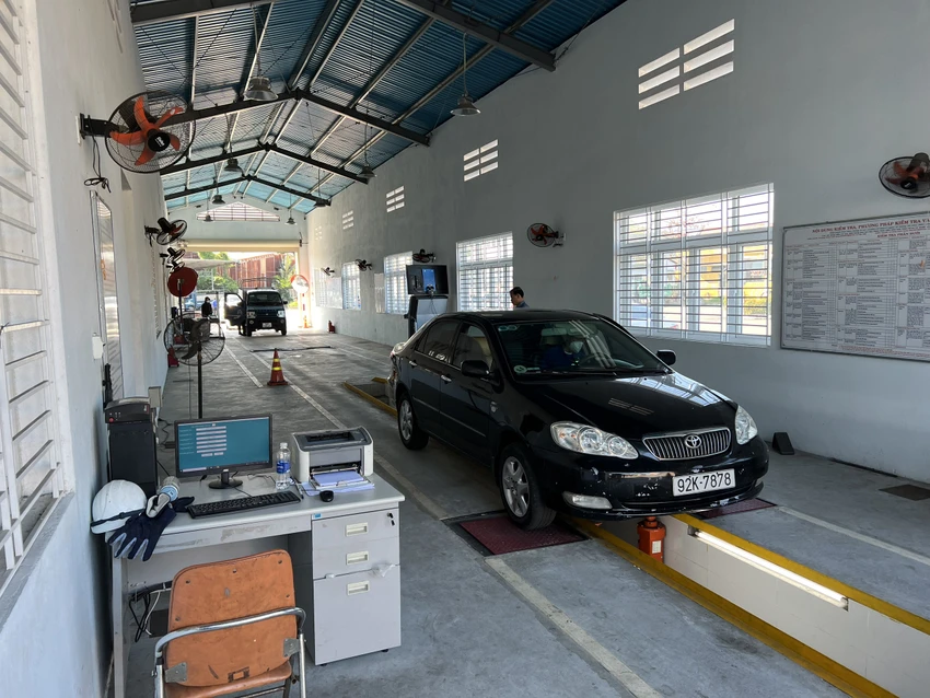 Cơ sở đăng kiểm 43-01S, số 25 Hoàng Văn Thái, quận Liên Chiểu đã hoạt động trở lại.Ảnh: NGÔ QUANG Cơ sở đăng kiểm 43-01S, số 25 Hoàng Văn Thái, quận Liên Chiểu đã hoạt động trở lại.Ảnh: NGÔ QUANG