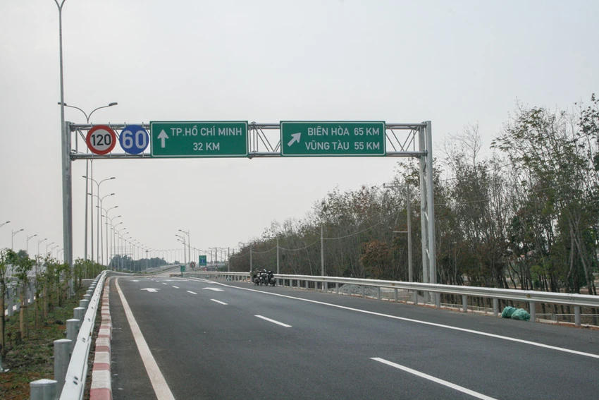 Chưa cho tăng cước phí cao tốc Long Thành ảnh 1 Chưa cho tăng cước phí cao tốc Long Thành ảnh 1