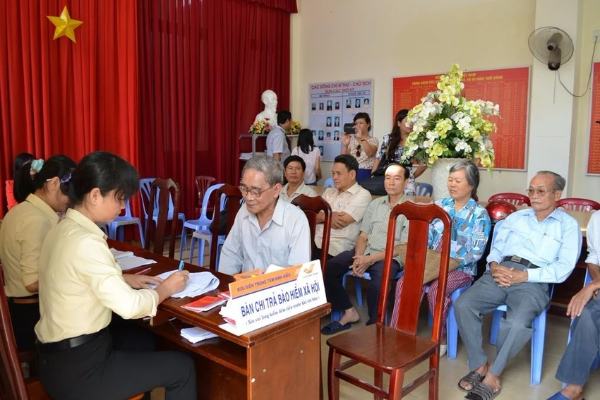 Việt Nam có thể điều chỉnh mức hưởng lương hưu để đảm bảo ổn định quỹ. 