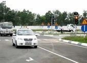 Từ 12-2019 sẽ có thiết bị theo dõi thời gian học lái xe 