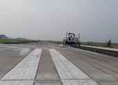 Yêu cầu xác định trách nhiệm việc hoàn thiện đường băng sân bay Nội Bài