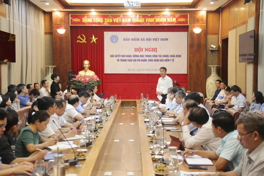 Hội nghị ghi nhận nhiều ý kiến đóng góp của các cơ sở y tế. Ảnh: V.LONG