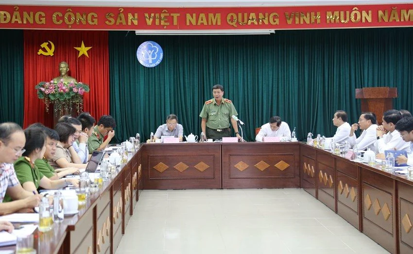 Đoàn công tác làm việc với tỉnh Đồng Nai. Ảnh: V.LONG