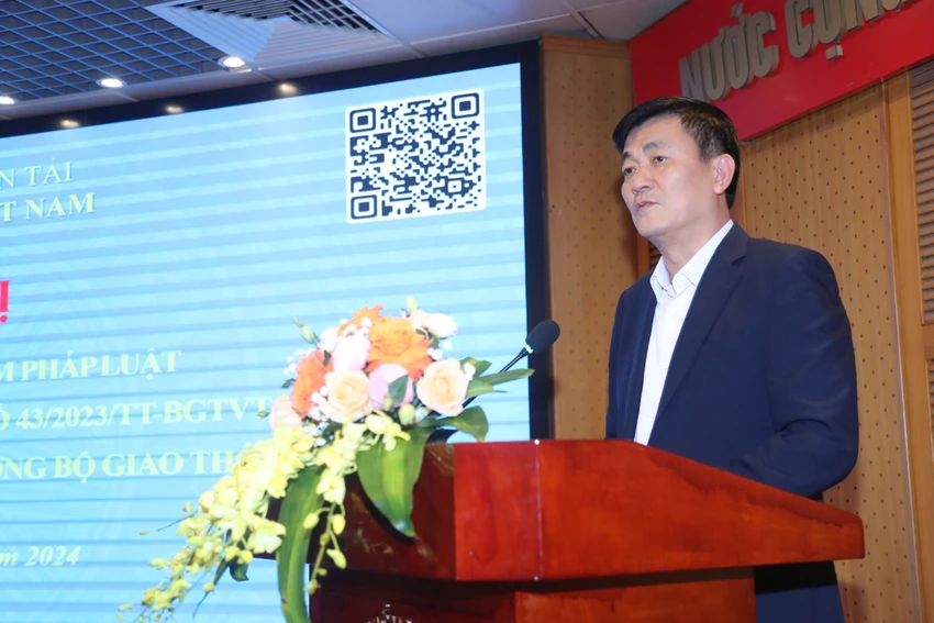ông Nguyễn Chiến Thắng, Cục trưởng Cục Đăng kiểm phát biểu tại hội nghị.
