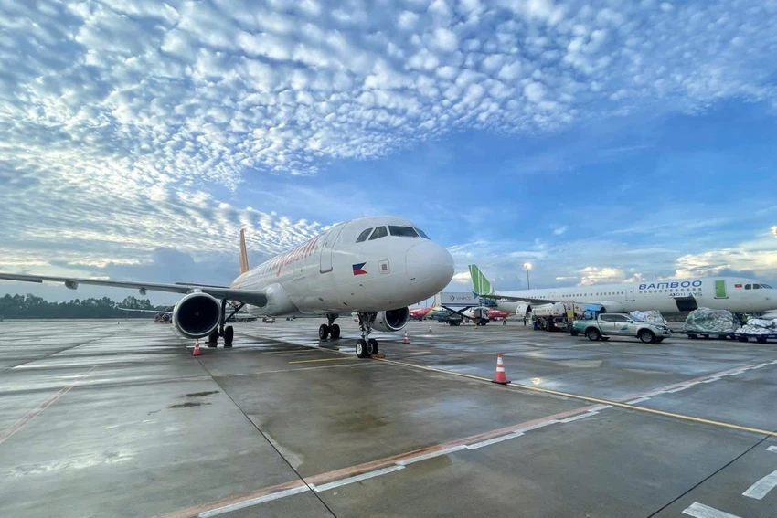 Đóng cửa 4 sân bay khu vực miền Trung để ứng phó với bão Trà Mi. Ảnh V.LONG