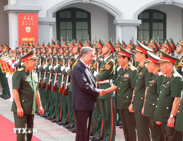nghỉ hưu trước tuổi