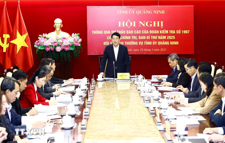 Ủy viên Bộ Chính trị, Chủ tịch nước Lương Cường, Trưởng Đoàn kiểm tra số 1907 phát biểu chỉ đạo. (Ảnh: Lâm Khánh/TTXVN)