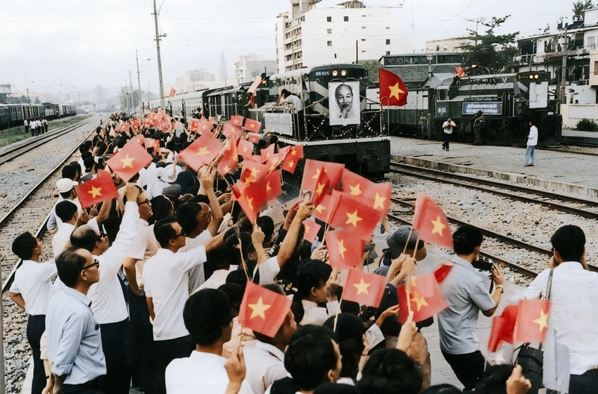 doan-tau-thong-nhat-vn.png