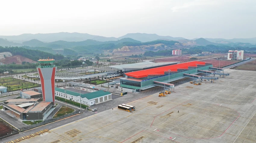 Sân bay Vân Đồn. Ảnh: V.LONG