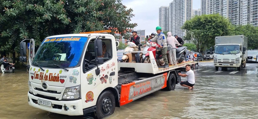ha-noi-ngap-sau-11.jpg