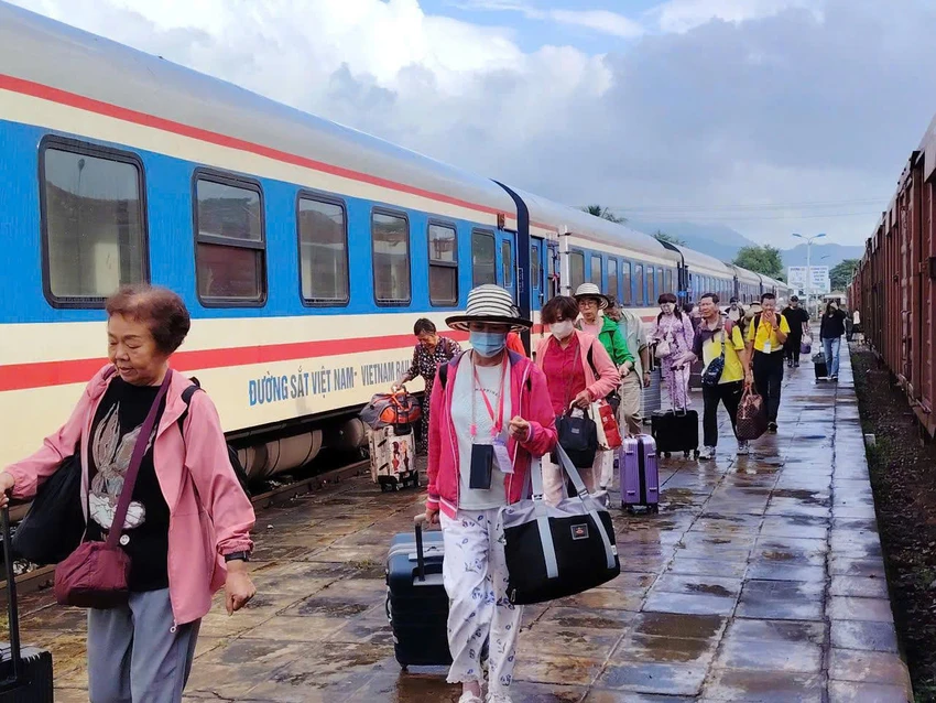 duong-sat-thiet-hai.jpg