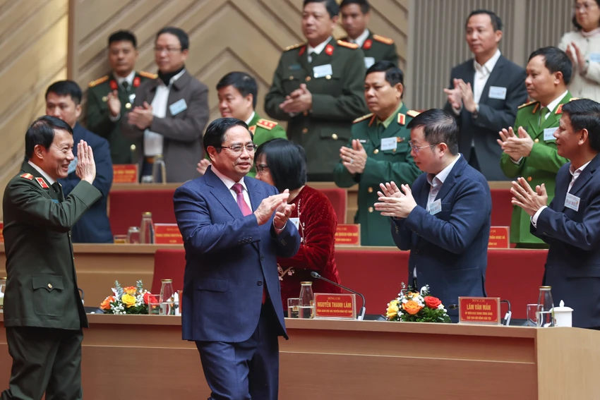 dong-bang-song-culong-.jpg