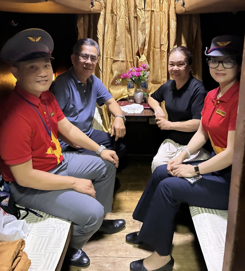 hanh-khach.png