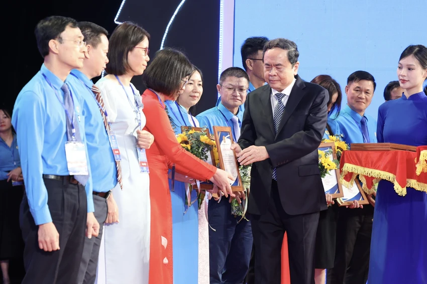 cong-doan-vn.jpg