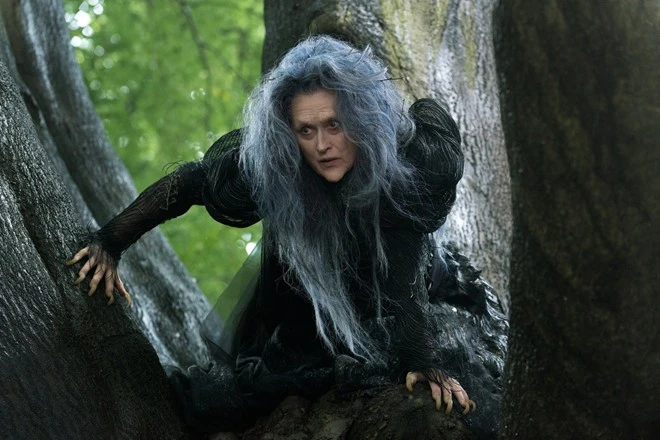 Ai cũng biết Meryl Streep đã có đề cử Oscar thứ 19 trong sự nghiệp với bộ phim ca vũ nhạcInto the Woods vào năm nay, một kỷ lục vô tiền khoáng hậu trong làng diễn viên. Điều đáng nói là con số này thậm chí còn nhiều hơn tổng số đề cử Oscar trong suốt sự nghiệp của cả 9 minh tinh còn lại cũng tranh tài về diễn xuất tại Oscar 2015. Những điều thú vị cực kỳ ít biết về Oscar 2015
