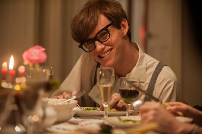 Hạng mụcNam diễn viên chính xuất sắc của Oscar 2015 gồm có năm cái tên: Eddie Redmayne trongThe Theory of Everything, Michael Keaton trongBirdman, Benedict Cumberbatch trongThe Imitation Game, Steve Carell trongFoxcatcher và Bradley Cooper trongAmerican Sniper. Cả 5 ứng cử viên đều chưa một lần có vinh dự nâng cao tượng vàng Oscar trong sự nghiệp và lần gần đây nhất điều này xảy ra là năm 2006. Những điều thú vị cực kỳ ít biết về Oscar 2015