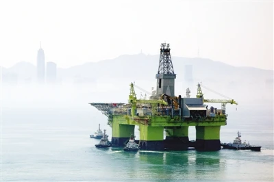 Trung Quốc đưa giàn khoan nước sâu thứ 2 đến biển Đông ảnh 1 http://y3.ifengimg.com/a/2015_18/d25ecf6acf323f2.jpg