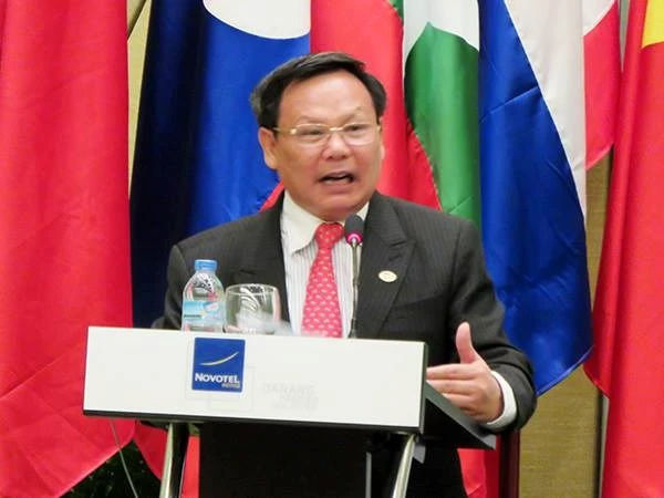 Việt Nam đơn phương miễn visa cho du khách nhiều nước ảnh 1