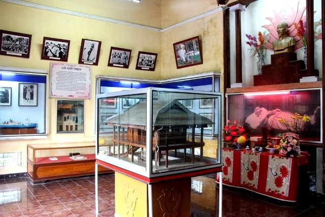 Độc đáo bảo tàng Bác Hồ tại tư gia ảnh 4 Độc đáo bảo tàng Bác Hồ tại tư gia ảnh 4