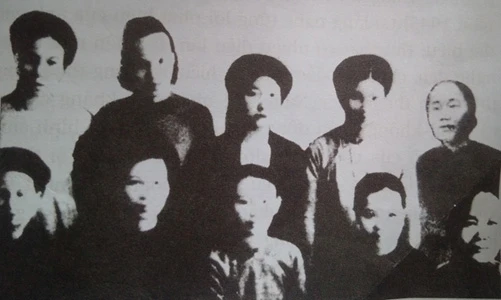 Nữ đại biểu miền Nam và hành trình ra Bắc họp Quốc hội năm 1946 ảnh 1 Nữ đại biểu miền Nam và hành trình ra Bắc họp Quốc hội năm 1946 ảnh 1