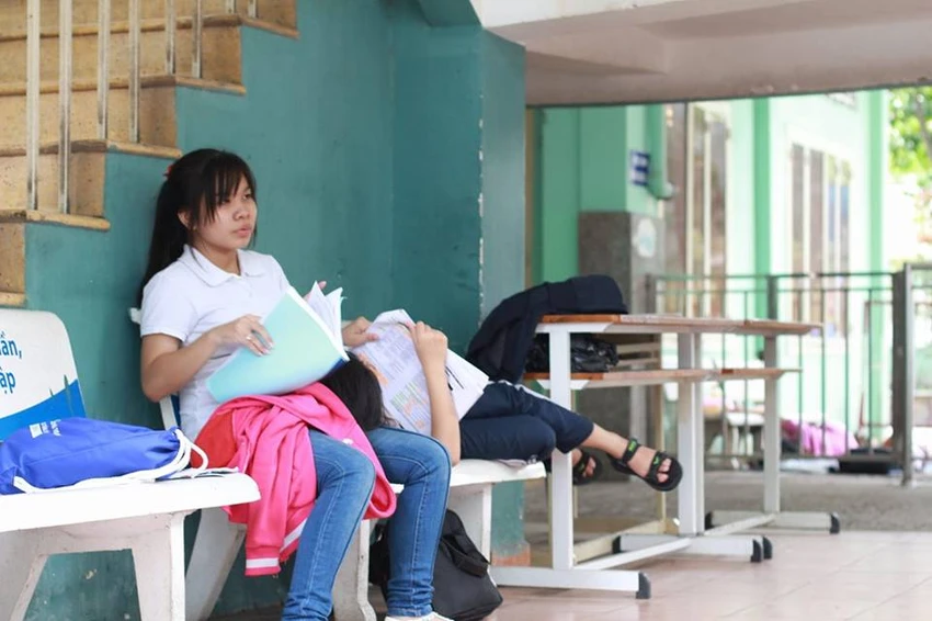 Thương những giấc ngủ thí sinh ảnh 6 Thương những giấc ngủ thí sinh ảnh 6