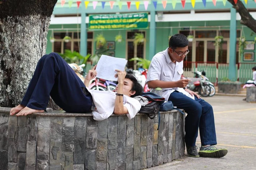 Thương những giấc ngủ thí sinh ảnh 8 Thương những giấc ngủ thí sinh ảnh 8