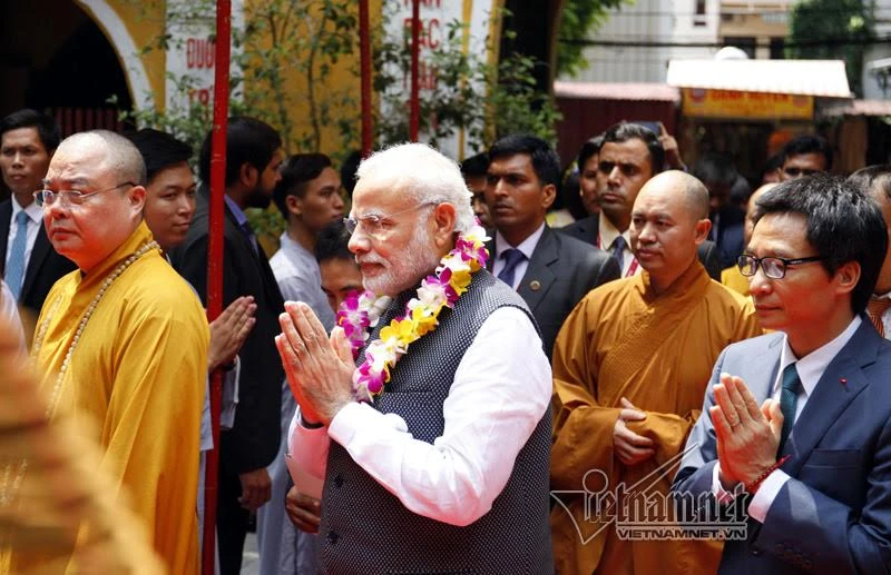 Thủ tướng Narendra Modi, Thủ tướng Ấn Độ, Thủ tướng Ấn Độ thăm VN, chùa Quán Sứ Thủ tướng Narendra Modi, Thủ tướng Ấn Độ, Thủ tướng Ấn Độ thăm VN, chùa Quán Sứ
