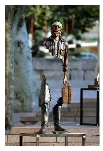 Lữ khách - Kẻ tha hương và tâm thức lưu đày trong Bruno Catalano ảnh 7 Lữ khách - Kẻ tha hương và tâm thức lưu đày trong Bruno Catalano ảnh 7