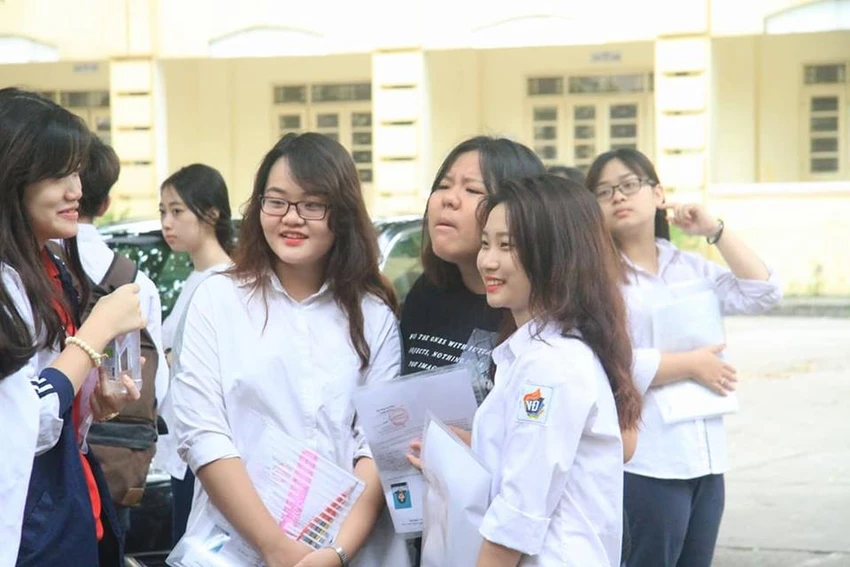 Hơn 860.000 thí sinh bắt đầu môn thi đầu tiên ảnh 12 Hơn 860.000 thí sinh bắt đầu môn thi đầu tiên ảnh 12