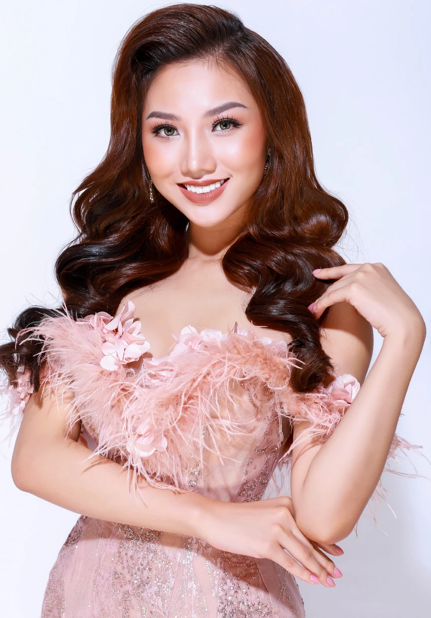 Hoàng Thu Thảo đăng quang Miss Global Beauty Queen 2017 ảnh 5