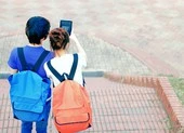 Ứng xử thông minh của người mẹ khi con gái lớp 7 đã yêu