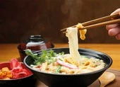 Độc đáo bánh canh khô Xì phố