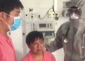 Căng mình chống virus Corona quên cả tết