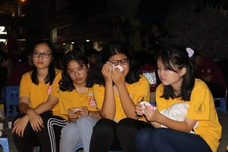 'Vòng tròn yêu thương' giữ thanh xuân học trò Trần Đại Nghĩa ảnh 2