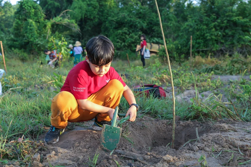 'Run for the Earth' trồng hơn 2.500 cây xanh ảnh 1