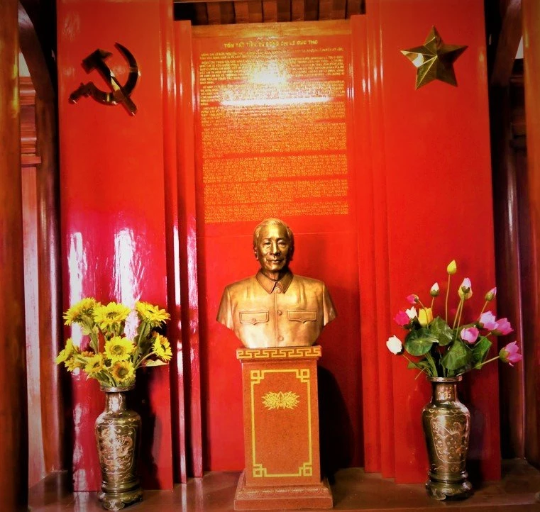 Thăm khu tưởng niệm ông Lê Đức Thọ ảnh 3 Thăm khu tưởng niệm ông Lê Đức Thọ ảnh 3