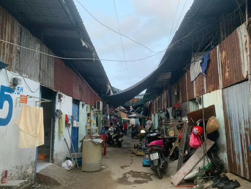 Một dãy trọ cho công nhân ở phường An Lạc A, quận Bình Tân, TP.HCM. Ảnh: THẢO PHƯƠNG Một dãy trọ cho công nhân ở phường An Lạc A, quận Bình Tân, TP.HCM. Ảnh: THẢO PHƯƠNG