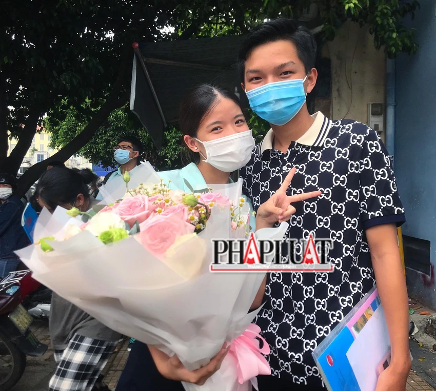 Cặp đôi siêu đáng yêu. Ảnh: Tú Ngân Cặp đôi siêu đáng yêu. Ảnh: Tú Ngân