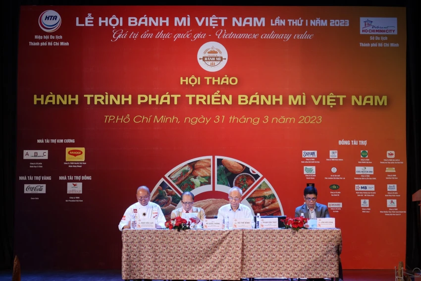 Hội thảo “Hành trình phát triển bánh mì Việt Nam” diễn ra vào ngày 31-3, tại Nhà Văn hoá Thanh niên TP.HCM. Hội thảo “Hành trình phát triển bánh mì Việt Nam” diễn ra vào ngày 31-3, tại Nhà Văn hoá Thanh niên TP.HCM.