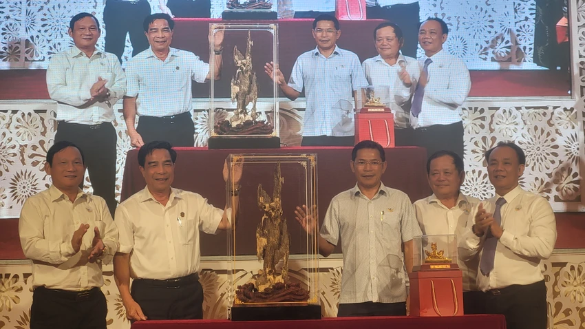 phiên đấu giá