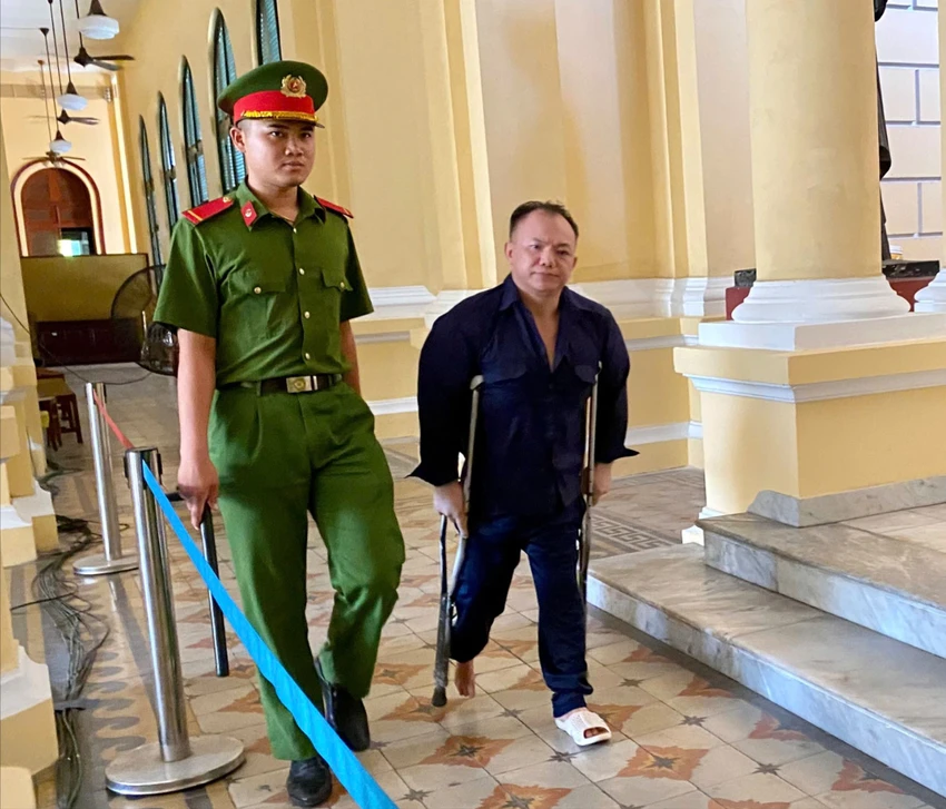đỗ-hoàng-linh-lao-động-sang-hàn-quốc.jpg