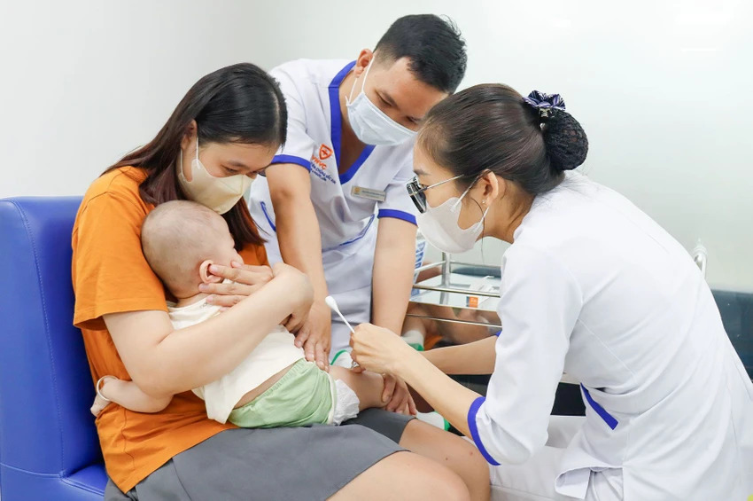 vnvc-ra-mat-vac-xin-nao-mo-cau (2).jpg