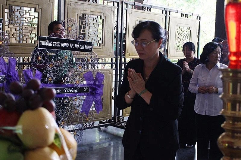 Bà Nguyễn Thị Quyết Tâm đau buồn trước sự ra đi bất ngờ của ông Nguyễn Thanh Chín